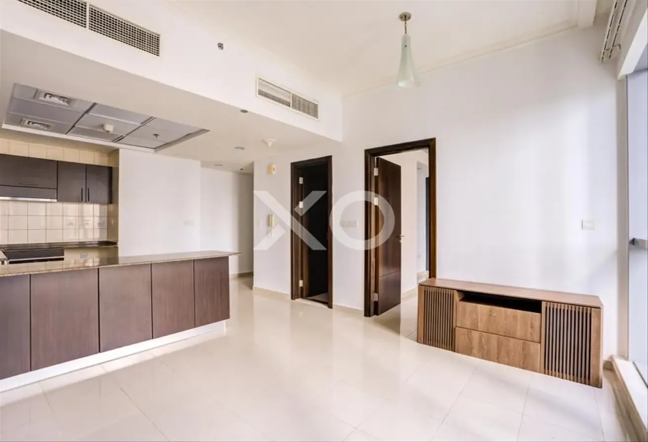 Marina View | Vacant Now | High Floor