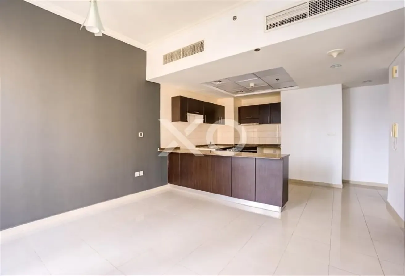 Marina View | Vacant Now | High Floor