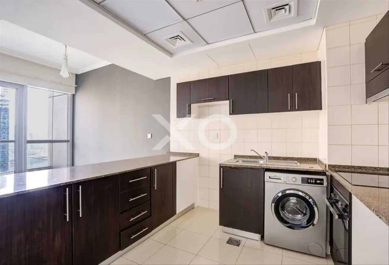 Marina View | Vacant Now | High Floor