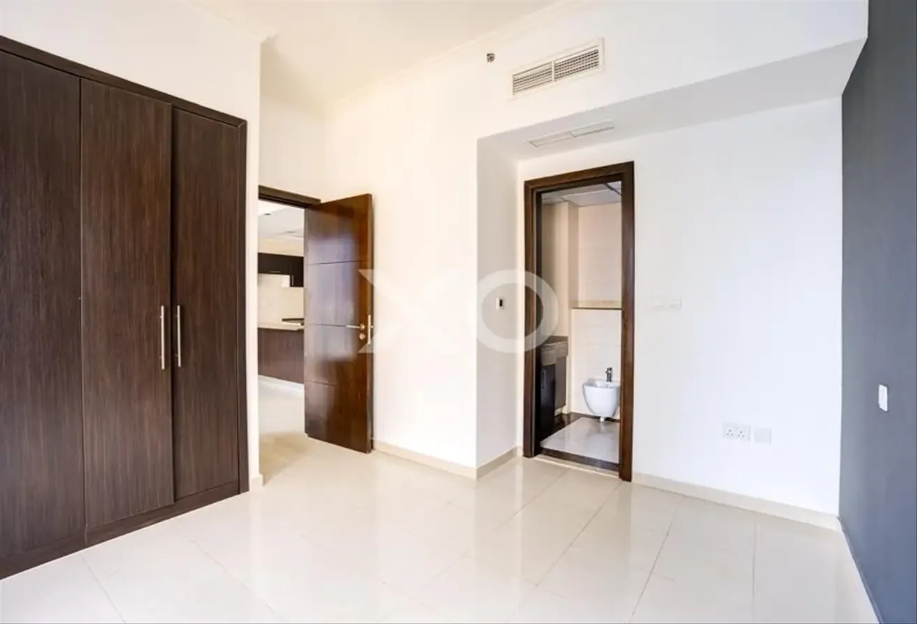 Marina View | Vacant Now | High Floor
