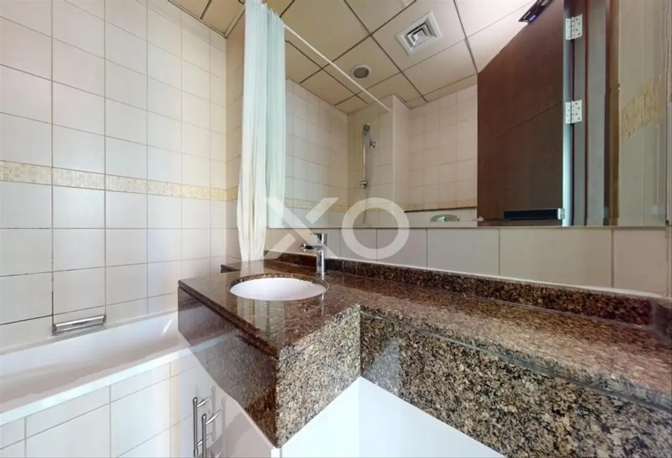 Marina View | Vacant Now | High Floor