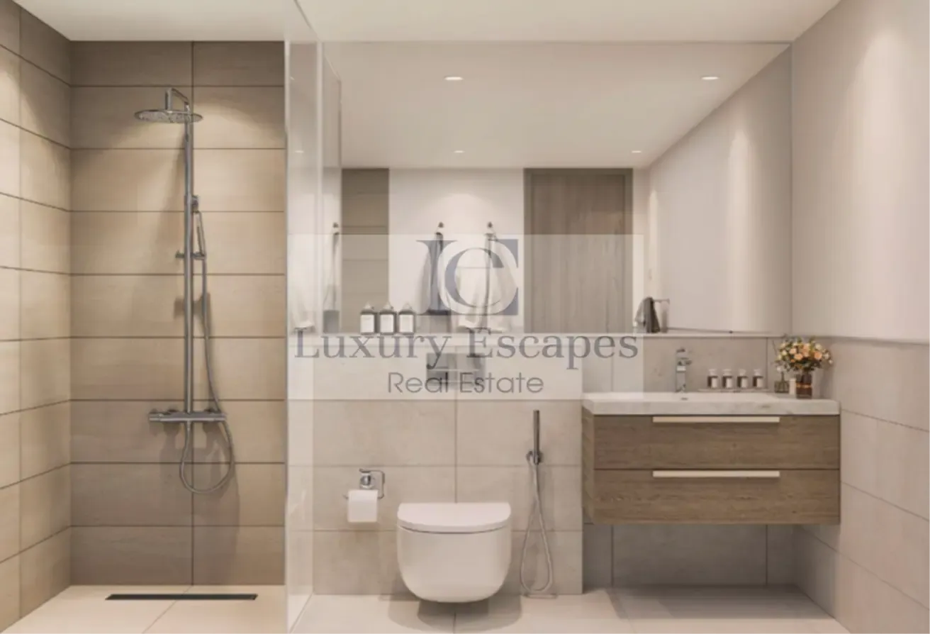 Pool View | Spacious Layout | Close to Handover