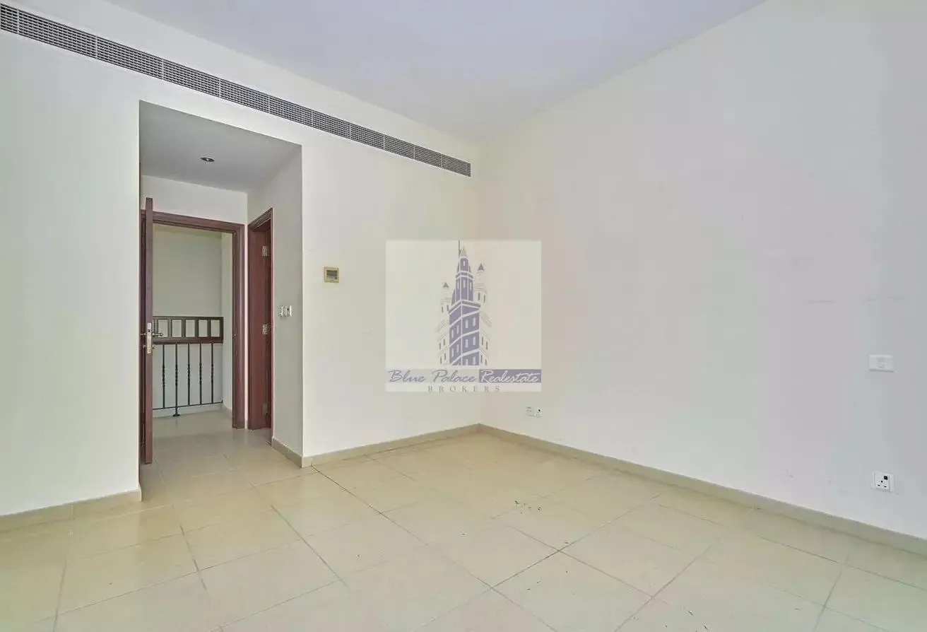 OPPOSITE PARK | CORNER PLOT | READY TO MOVE