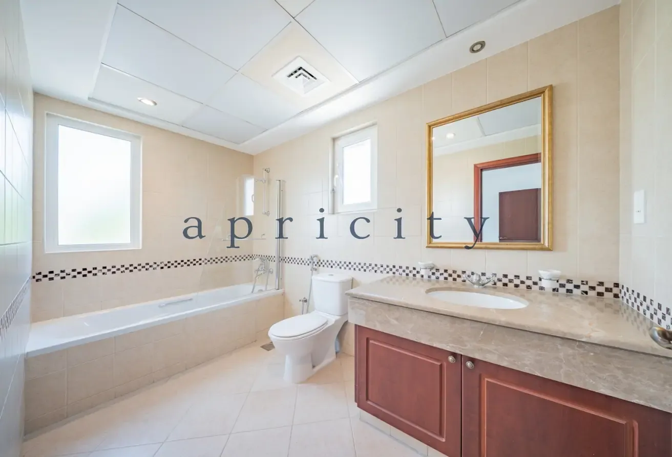 Great Location | Vacant | Renovation Opportunity