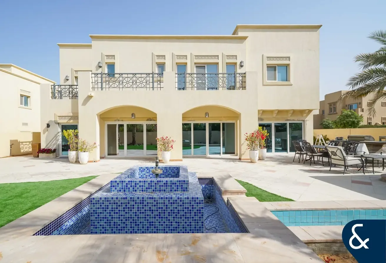 Corner Plot | 6 Bedrooms | Type 13.