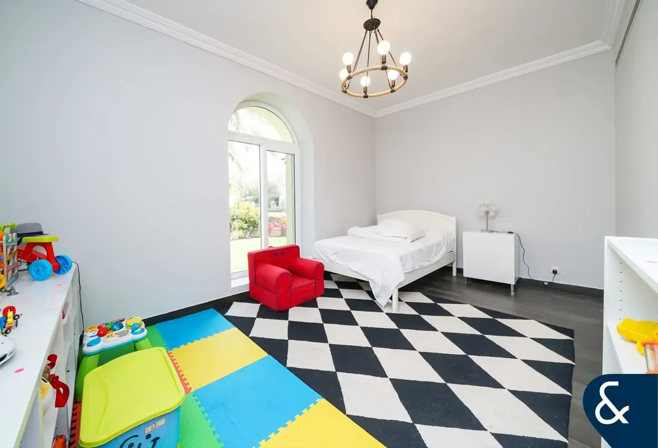 Corner Plot | 6 Bedrooms | Type 13.