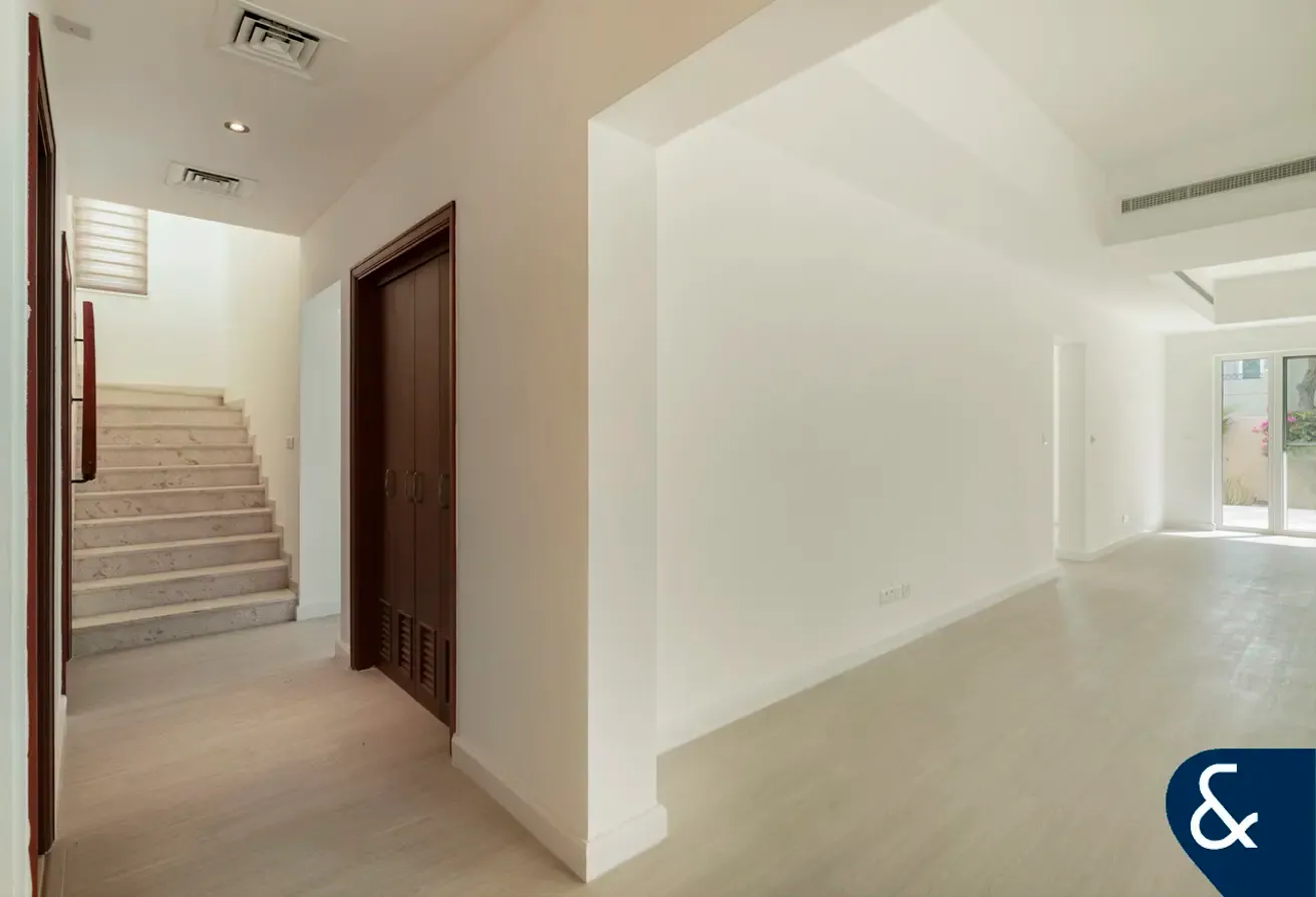 Great Location | Vacant | Greenbelt Backing