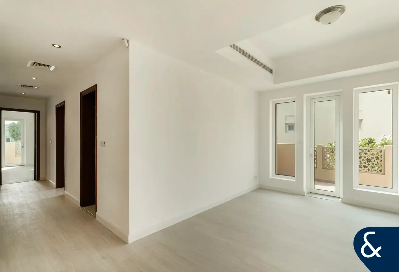 Great Location | Vacant | Greenbelt Backing