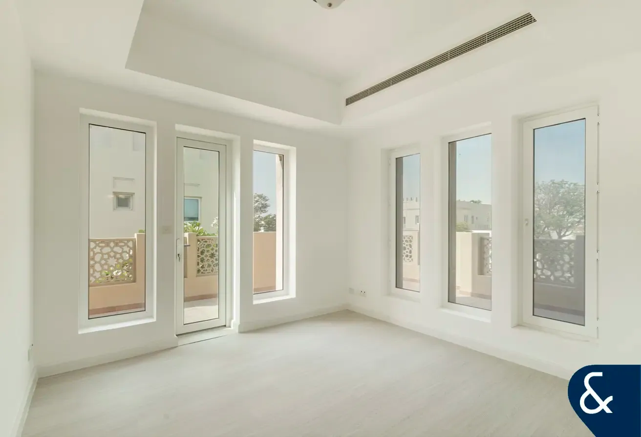 Great Location | Vacant | Greenbelt Backing