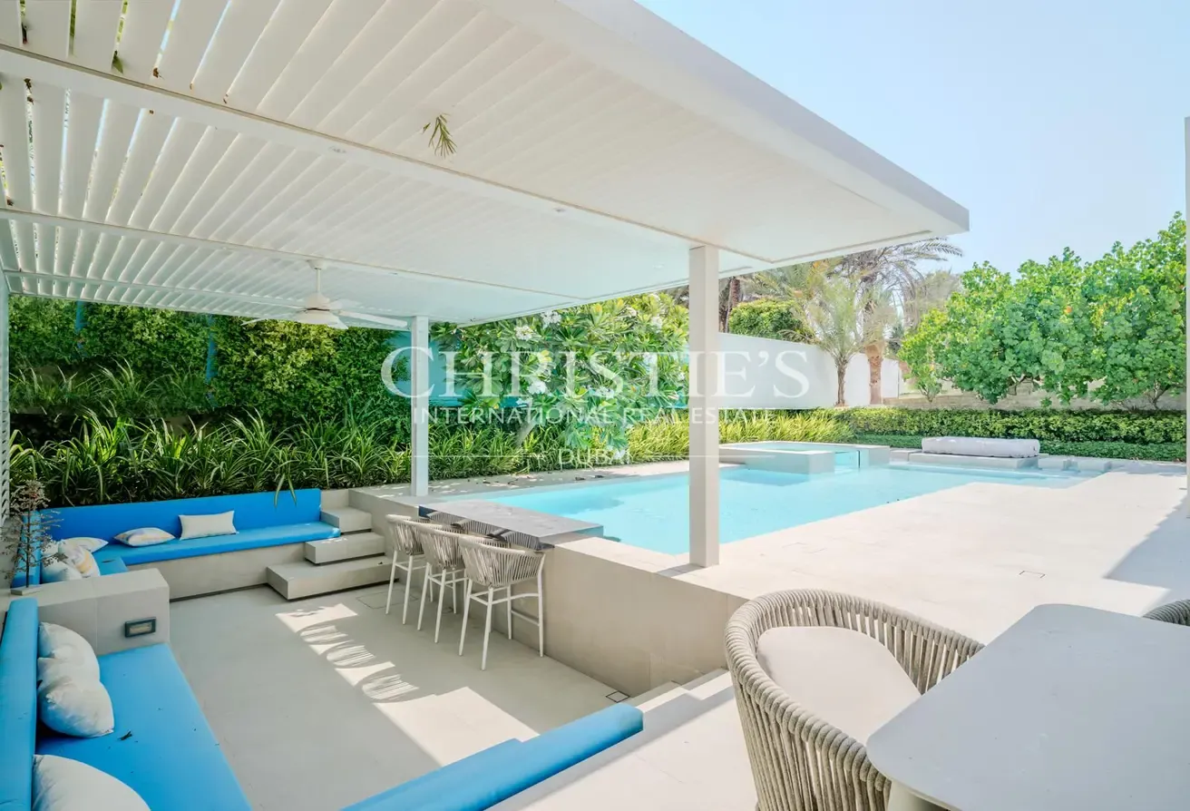 Largest Plot | Spacious 5-Bed Villa | Upgraded