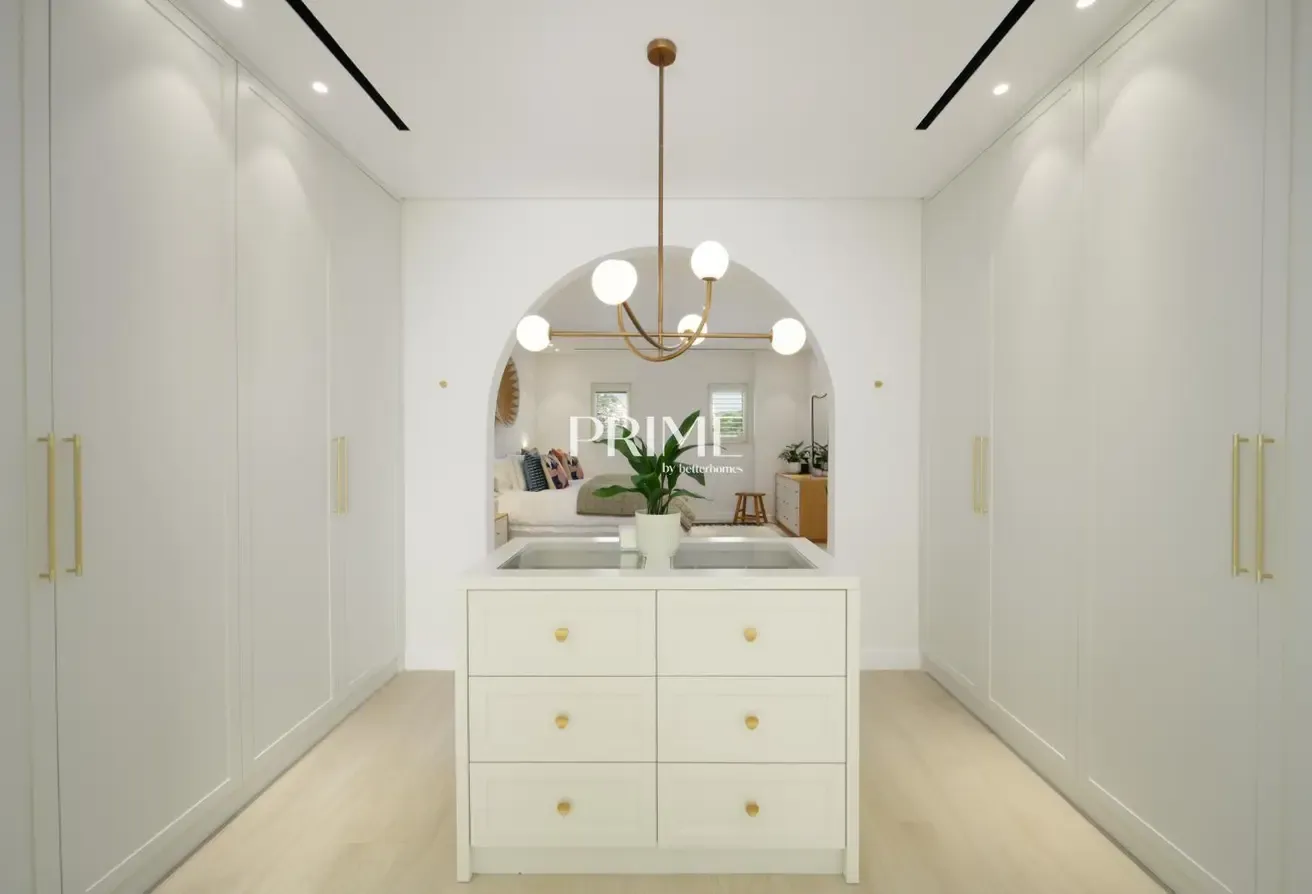 Exclusive | Fully Upgraded | South Facing