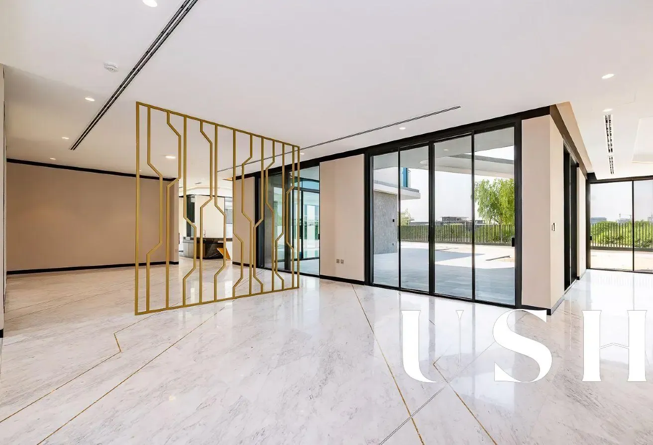 Majestic vista |Golf Course View| Basement parking