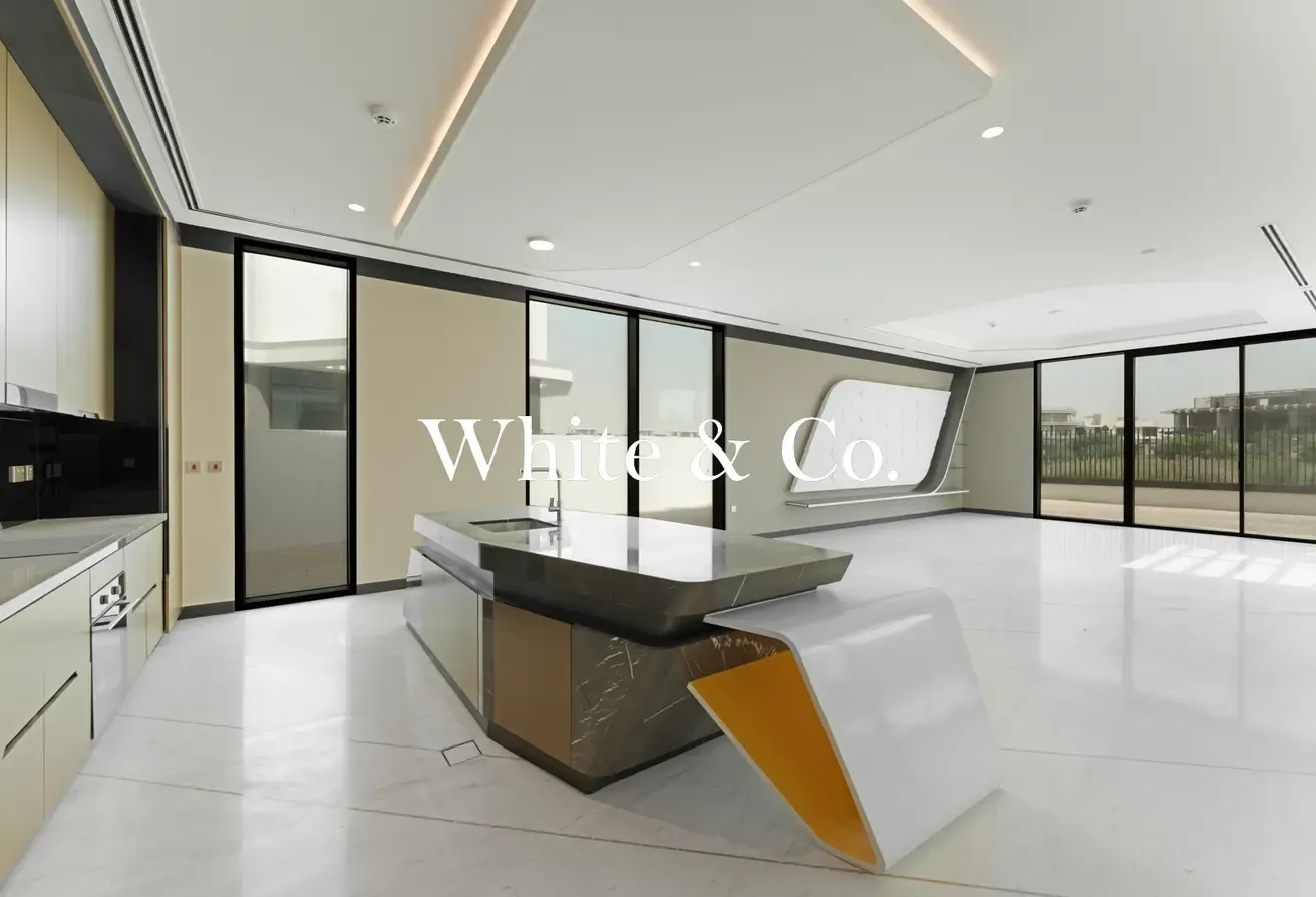 V10 Layout |Lamborghini| Golf Course View