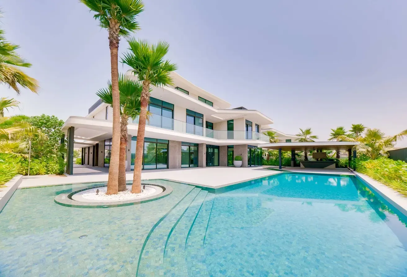 Best Golf Views | Landscaped/Pool| 6 Bed+2 Maid