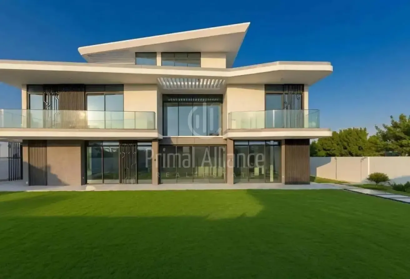 Golf Course | Vacant | Luxurious 6BR