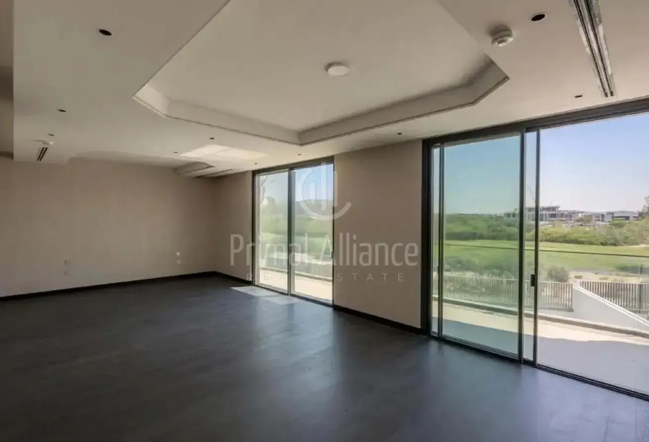 Golf Course | Vacant | Luxurious 6BR