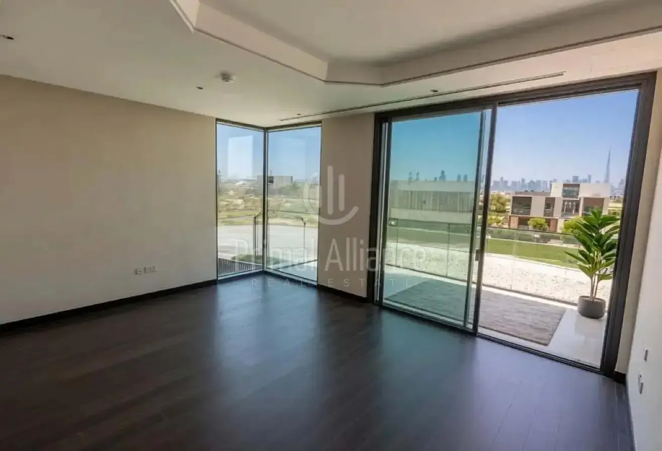 Golf Course | Vacant | Luxurious 6BR