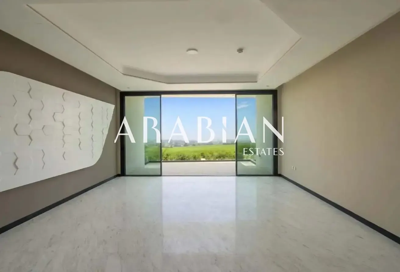 Golf Course | Vacant | Luxurious 6BR