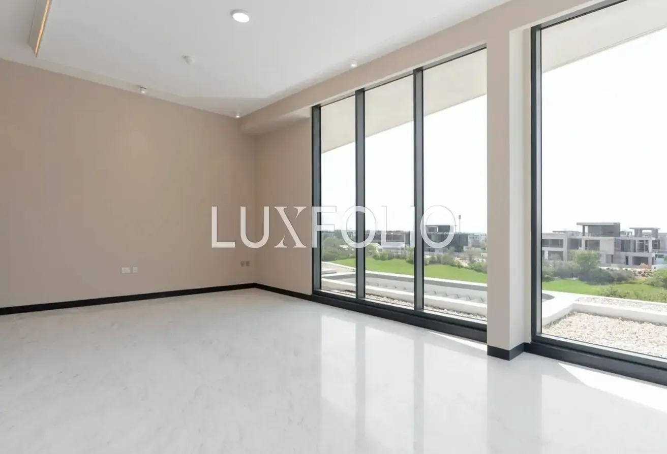 Large Plot | Golf Course Living