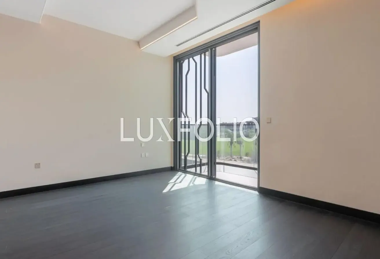 Large Plot | Golf Course Living