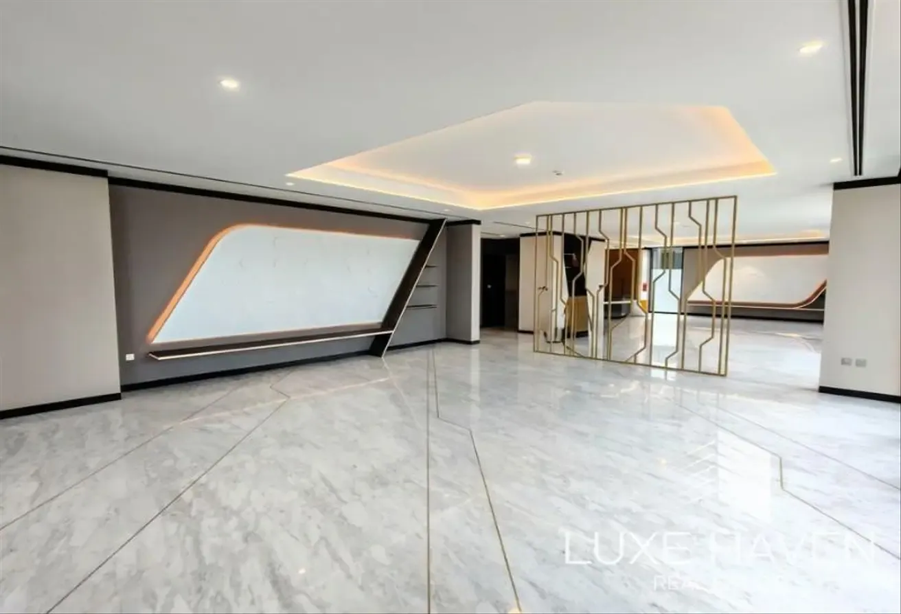 Golf Course | 6 Beds | 30% PHPP