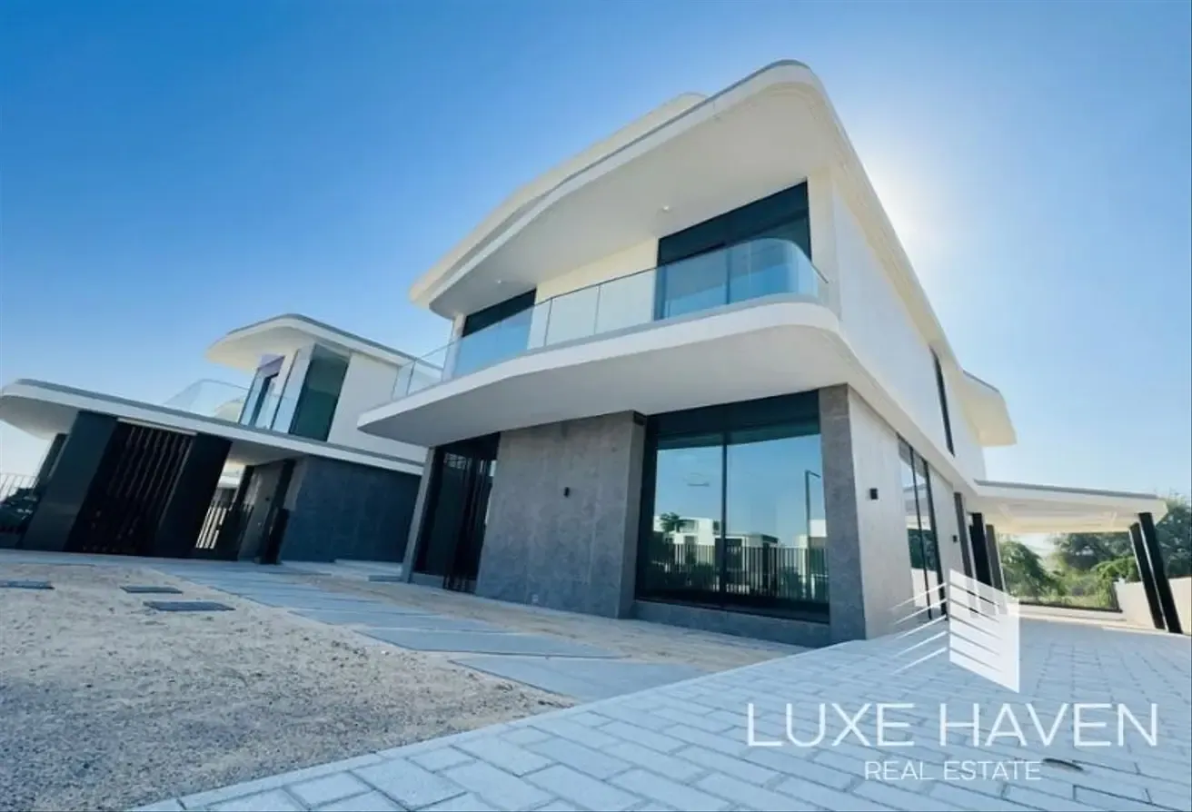Golf Course | 6 Beds | 30% PHPP