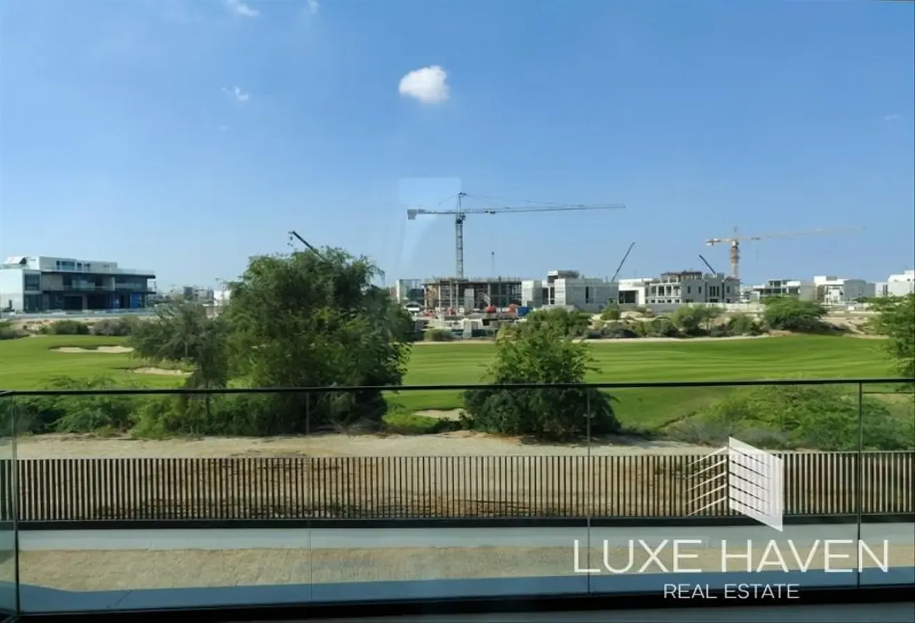Golf Course | 6 Beds | 30% PHPP