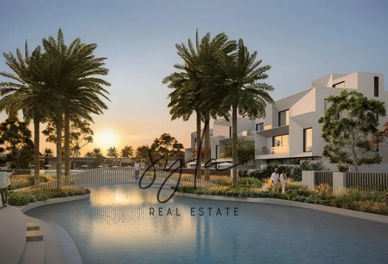 Large Plot - Resale - SELLING AT OP - Area Expert