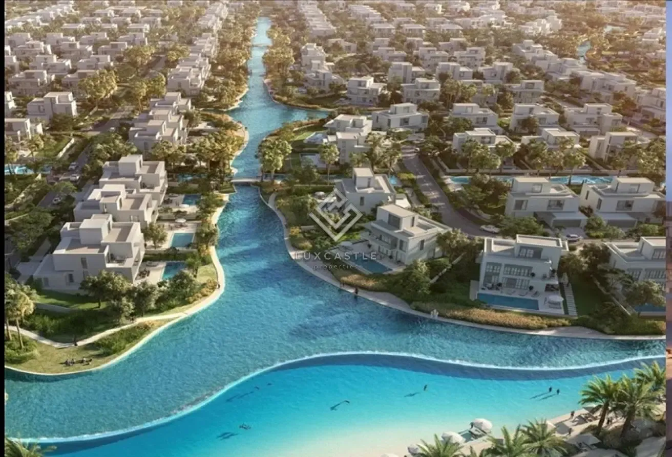 Lagoon Facing | Huge Plot | Luxury Living