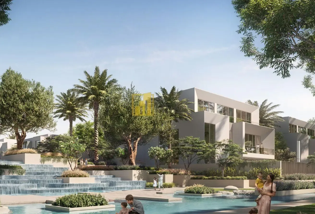 Investor's Choice | 6 BR Villa on Large Plot