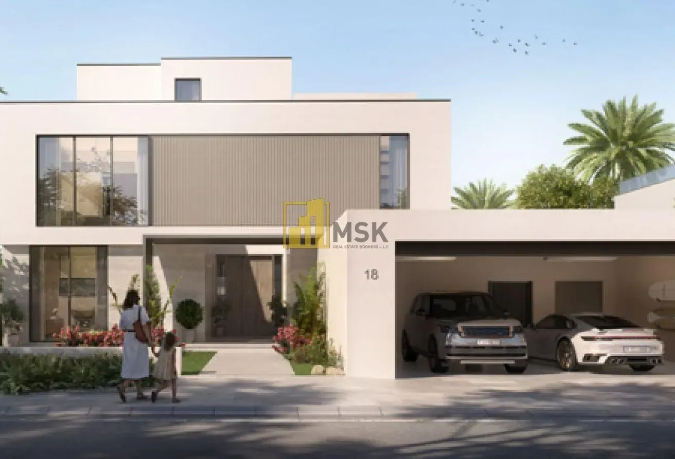 Investor's Choice | 6 BR Villa on Large Plot