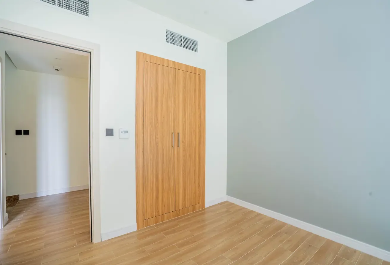 2  Bedrooms | Maid Room | 2 Parkings