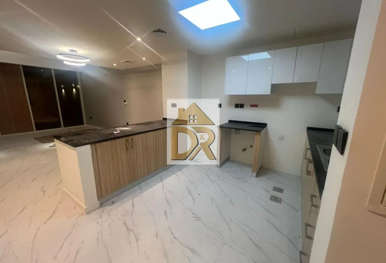Bright Spacious Layout | Community Living |Vacant