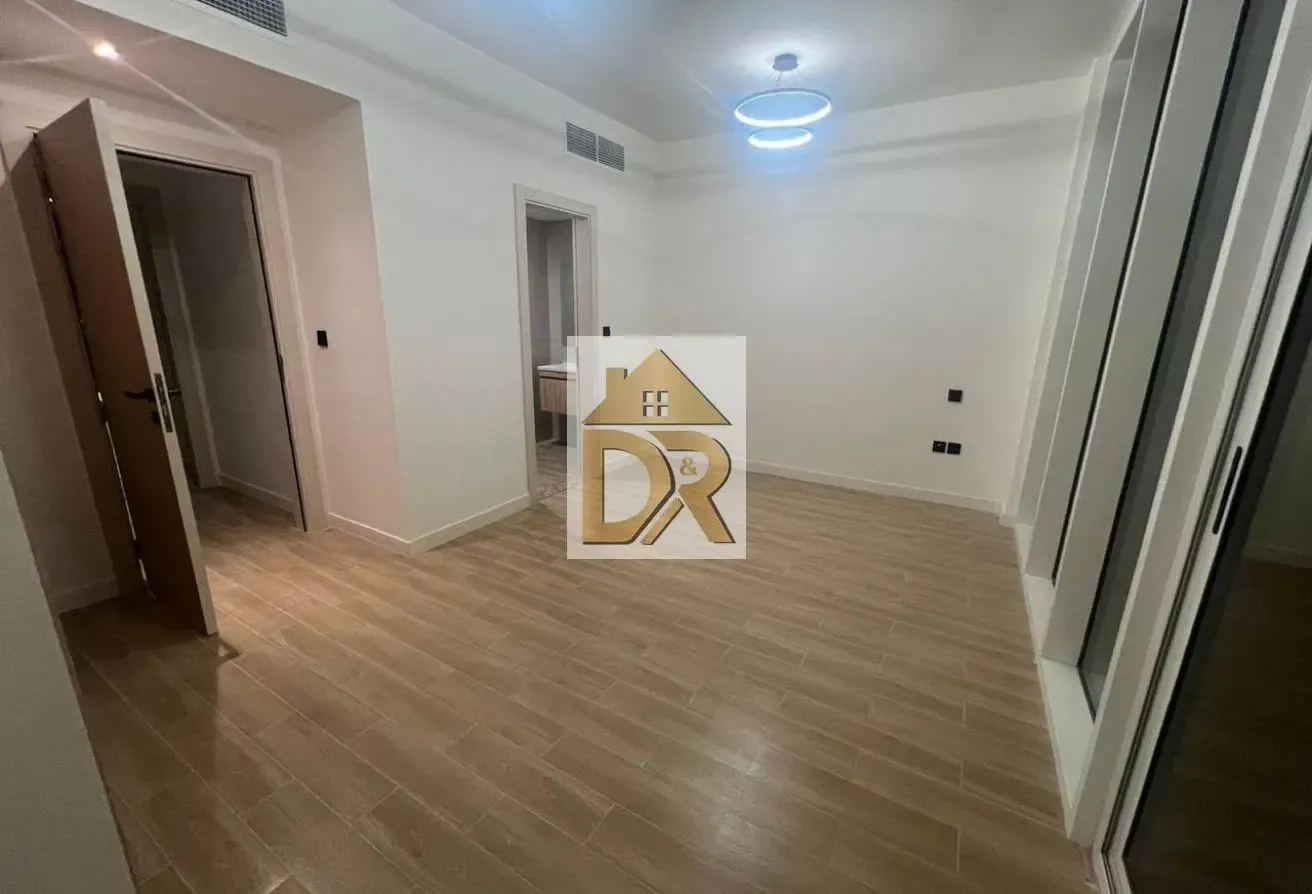 Bright Spacious Layout | Community Living |Vacant