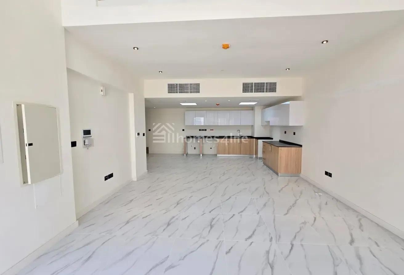 Investor Deal | Corner Unit | L-Shaped Garden