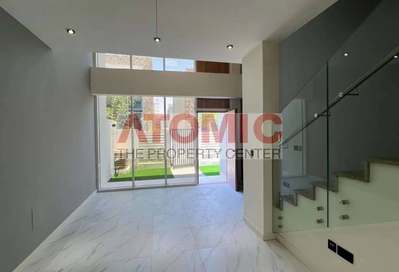Stunning 1BR + Maid | Steps from Pool and Park