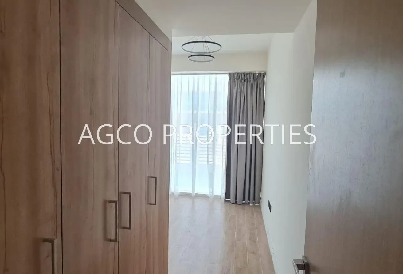 Vacant | 3 bed townhouse | Prime location
