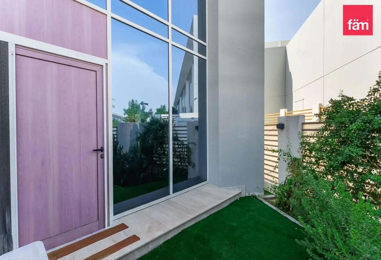 Corner Unit | Large Layout | Closed Loft