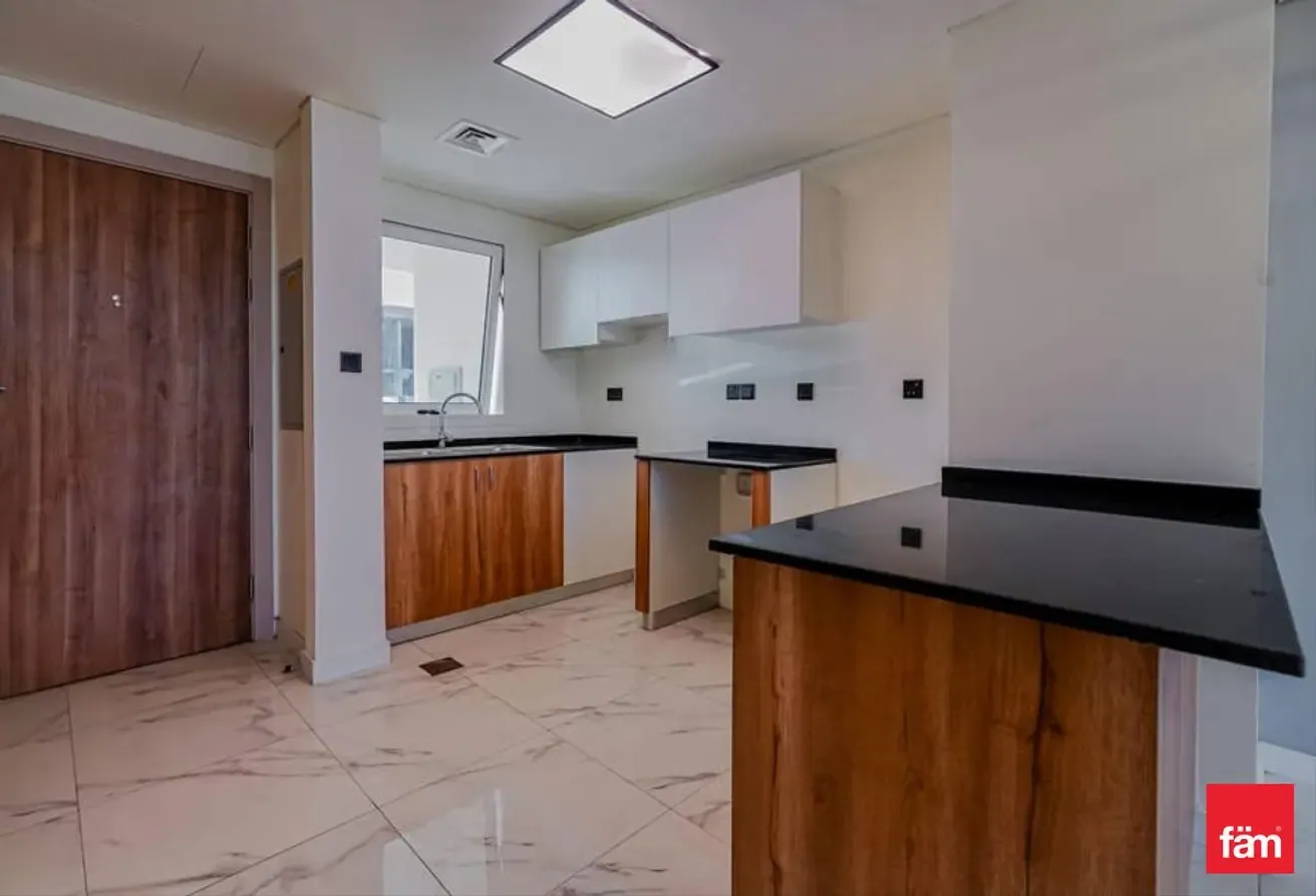 Single Row | Large Garden | Rented | Great Price