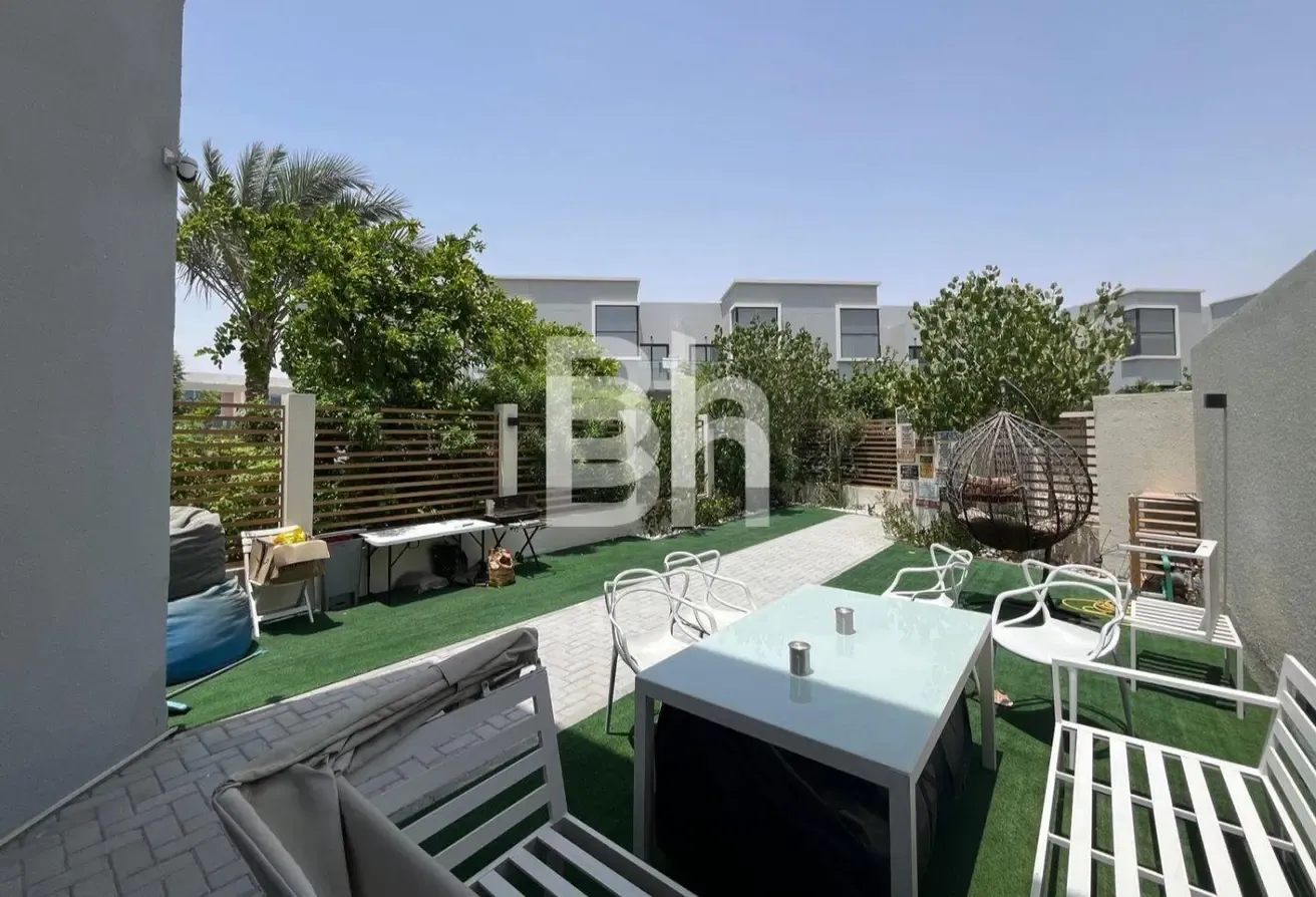 Huge Corner Plot |Rented|Green Belt|Clubhouse