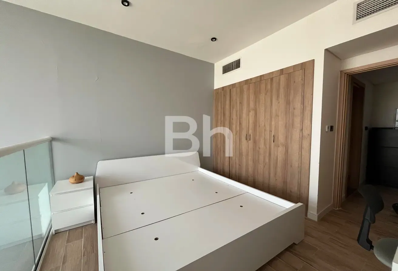 Huge Corner Plot |Rented|Green Belt|Clubhouse