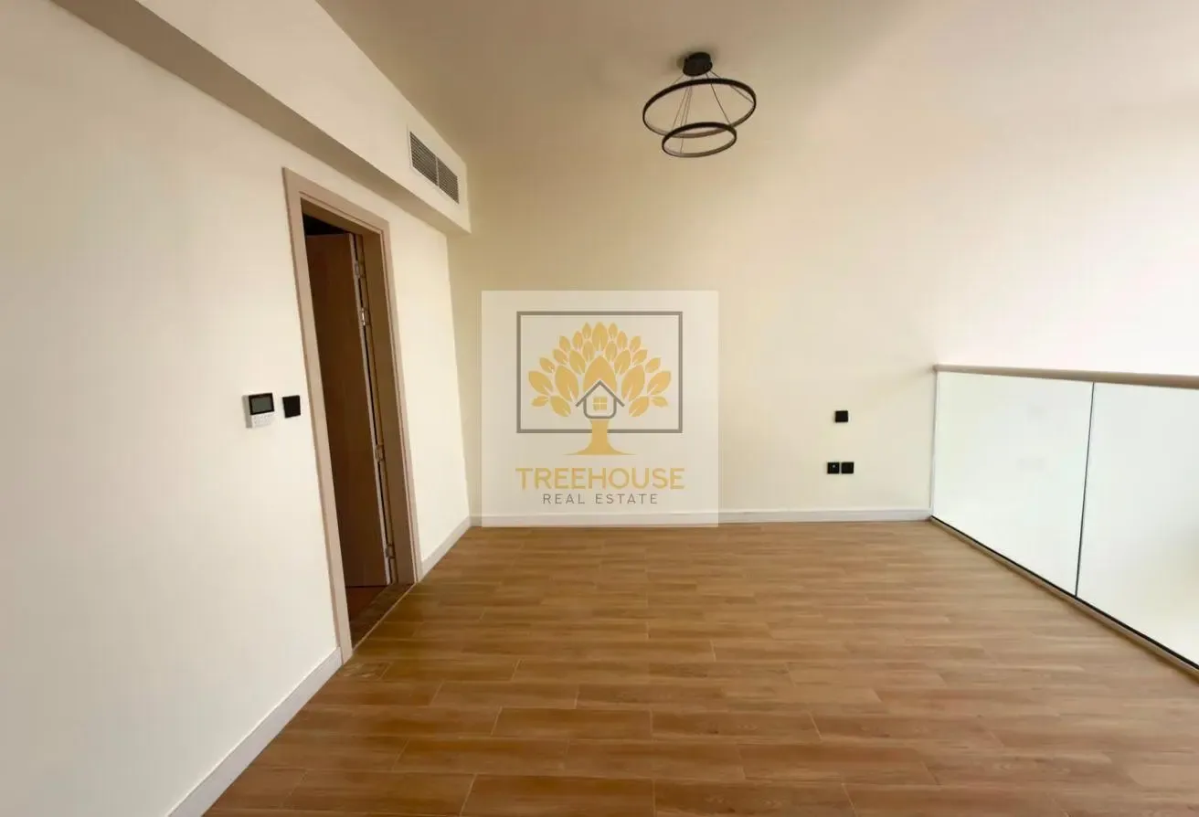 NEGOTIABLE | CONER UNIT | UNFURNISHED