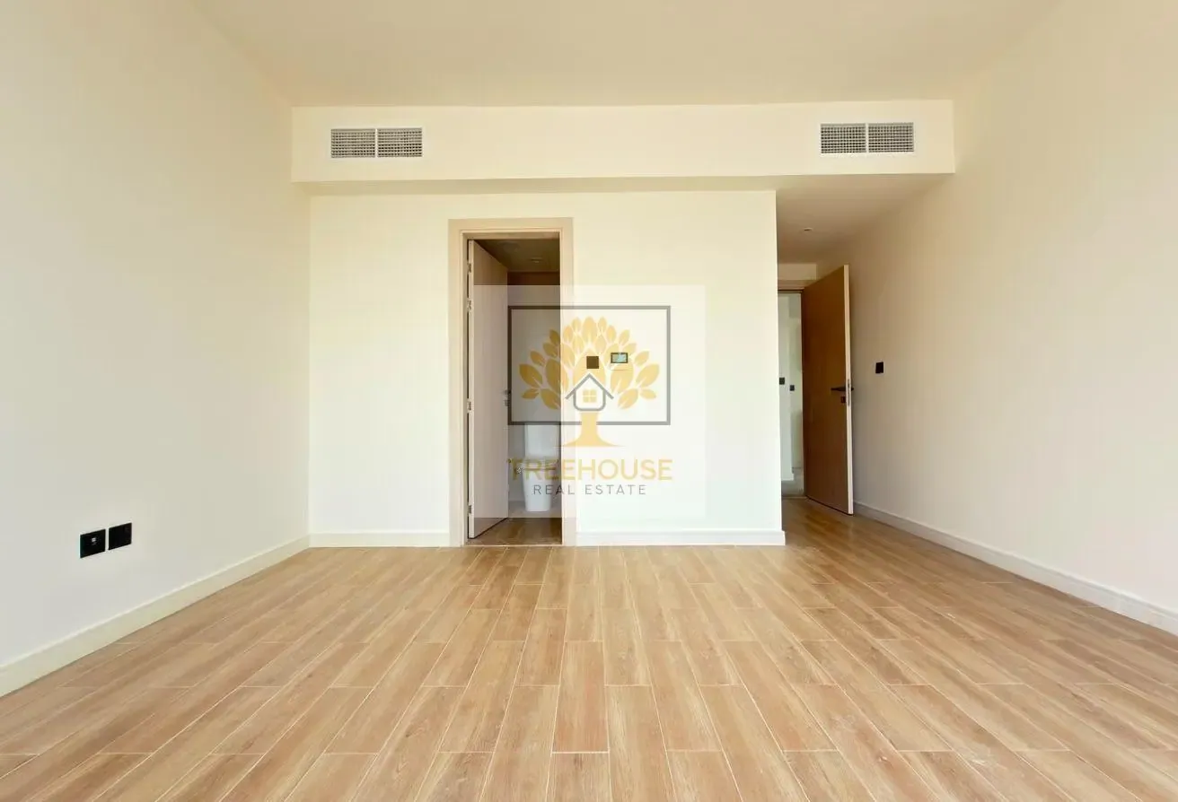 NEGOTIABLE | CONER UNIT | UNFURNISHED