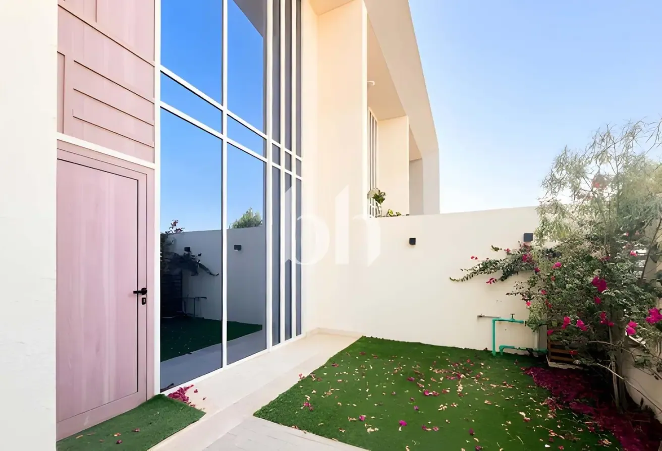 Vacant Now | 3 Bed | Maid's | Corner | Large Plot
