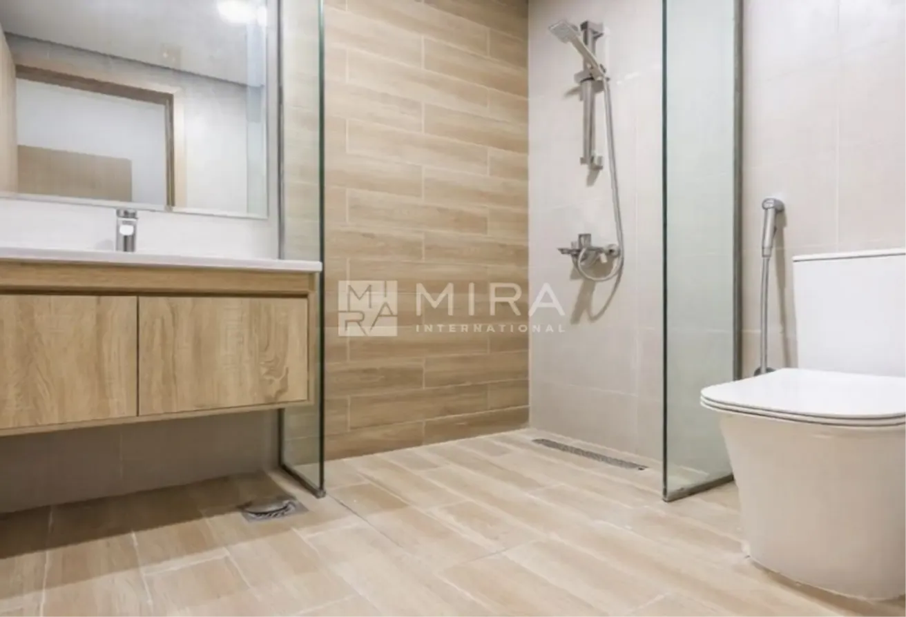 Corner I Brand New I Spacious I Motivated Seller