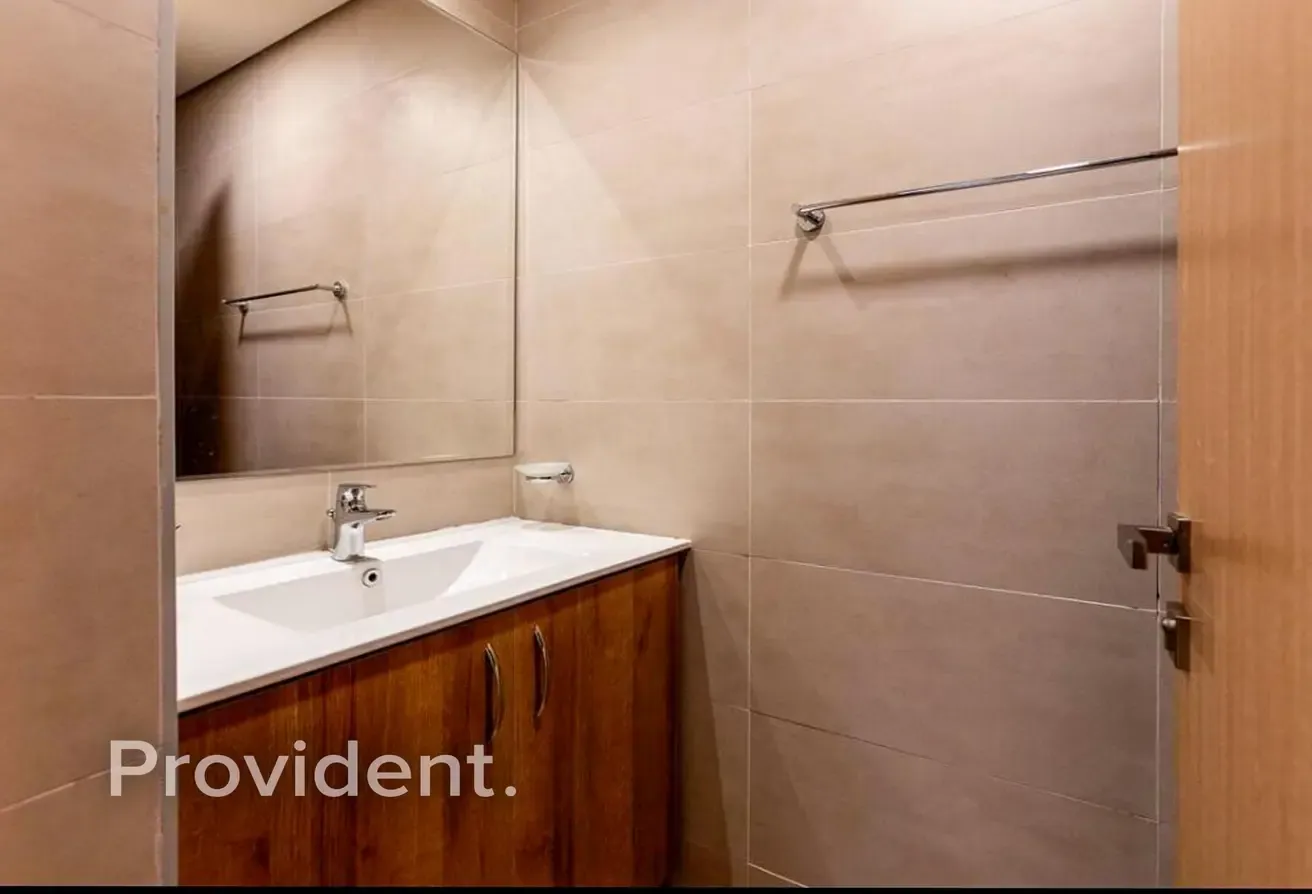 Single Row | Fully Furnished | Vacant