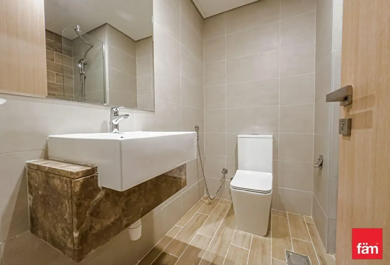Upgraded Unit | Ready To Move | Vastu