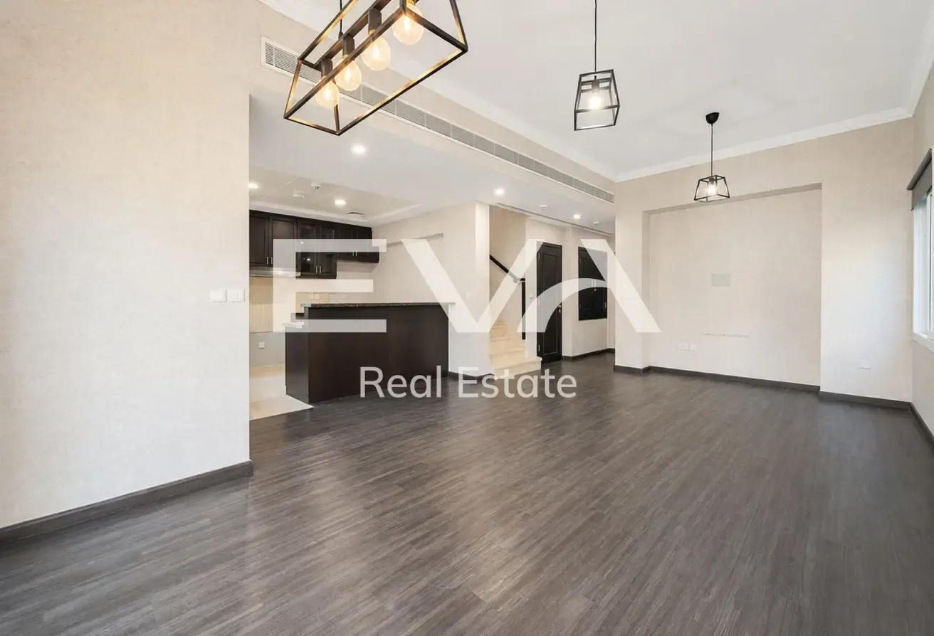 SINGLE ROW | FULLY EXTENDED | VACANT