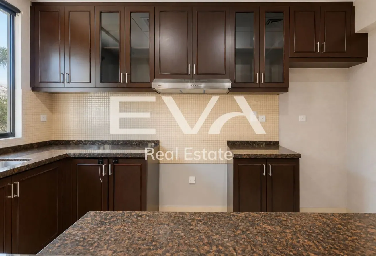 SINGLE ROW | FULLY EXTENDED | VACANT