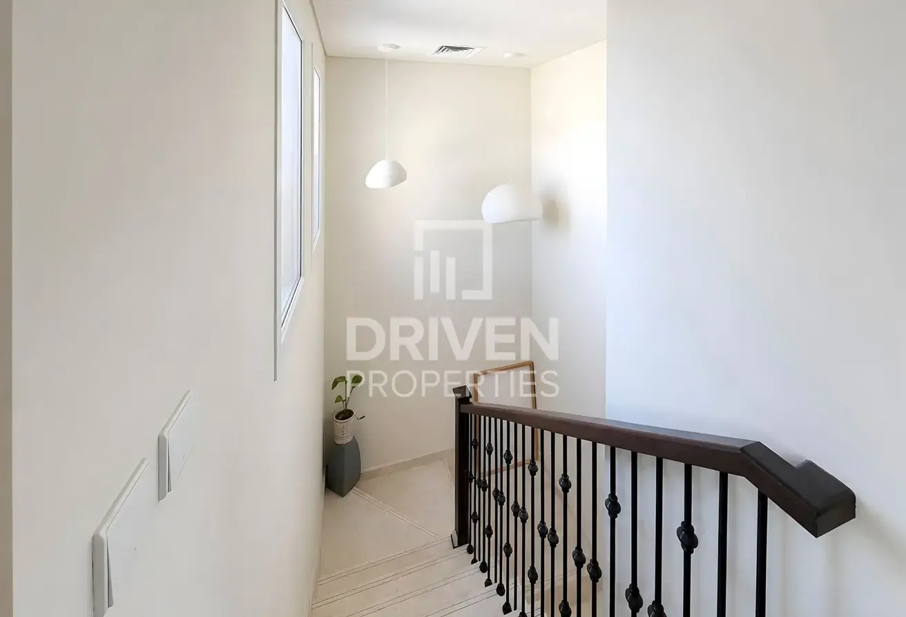 VOT | Upgraded | Vastu | Well Maintain | Exclusive